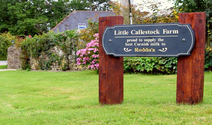 Callestock Courtyard Sign